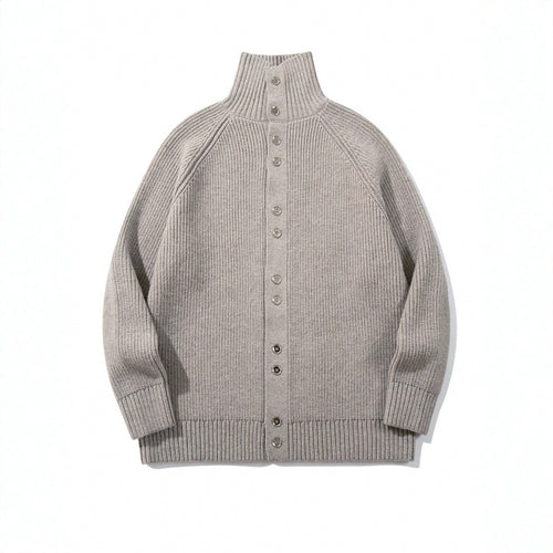 Herren grobgestrickter Knopfcardigan mit hohem Rollkragen und Raglanärmeln Nord Taschen