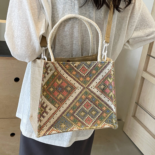 Damen Jute-Tasche mit kunstvollem geometrischen Muster Nord Taschen