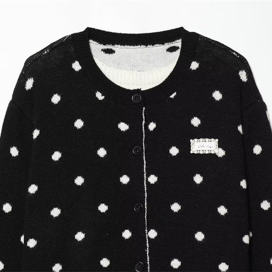 Damen Gepunkteter Strickcardigan mit Rundhals und Knopfleiste Nord Taschen