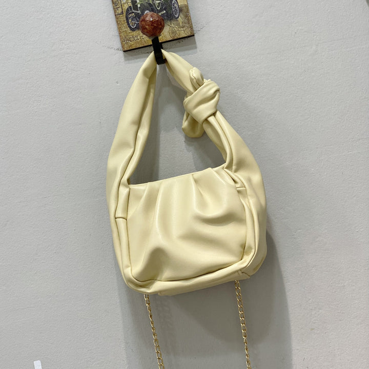Damen Hobo-Tasche mit knotenförmigem Griff und eleganter Kettenverzierung Nord Taschen