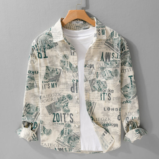 Herren Overshirt aus Baumwoll‑Leinen mit typografischem Zeitungsprint und Relaxed‑Fit Nord Taschen