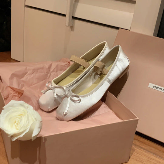 Damen Ballerina-Schuhe mit glamourösem Schleifendetail und flexiblem Riemendesign