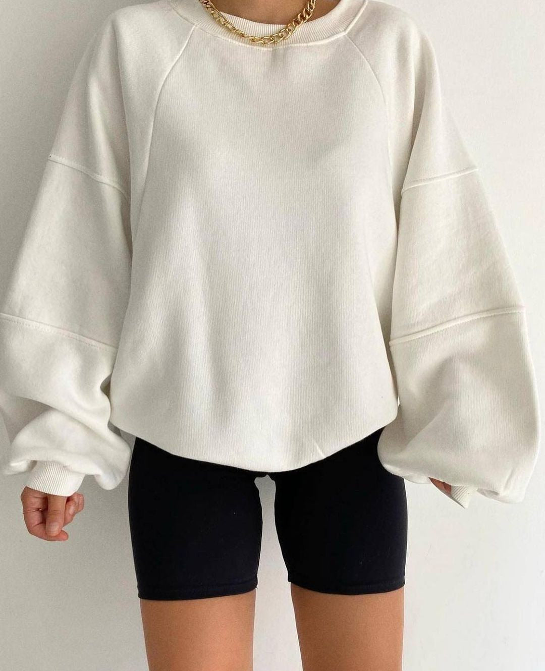 Damen Komfort-Loungewear Kombination Oversize-Sweatshirt mit High-Waist Biker-Shorts Nord Taschen