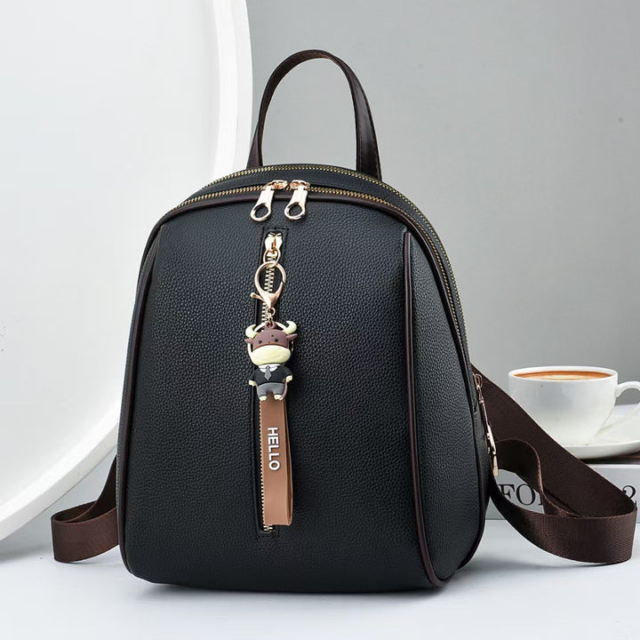Damen Rucksackhandtasche mit praktischem Innenraum und trendigem Anhänger Nord Taschen