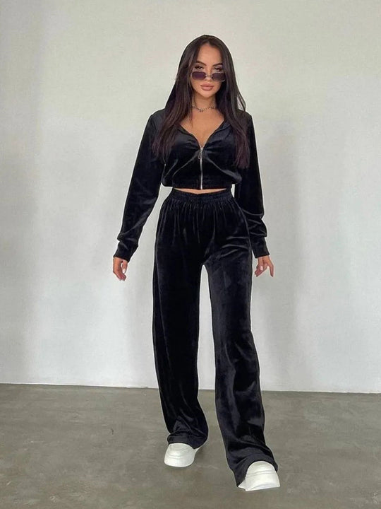 Damen luxuriöses Velours Lounge-Set mit kurzem Reißverschlussjacke und hochtaillierter Gummibund-Jogger Nord Taschen