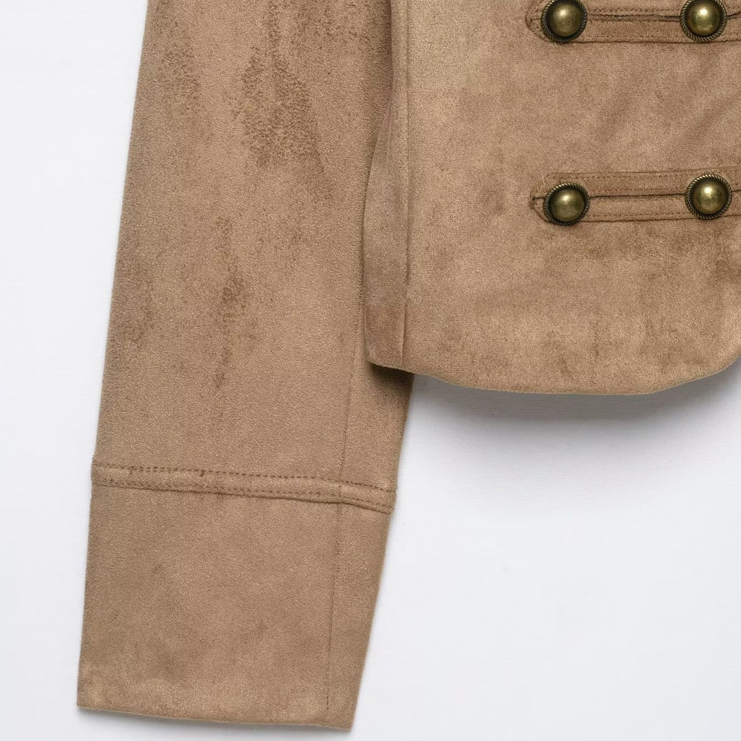 Damen Kurzjacke im Military‑Stil mit Stehkragen und Zierknopf‑Detail Nord Taschen