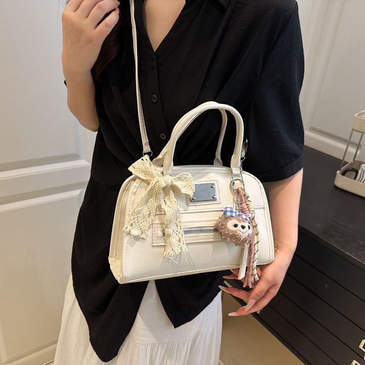 Damen Handtasche mit verspieltem Dekor von Nord Taschen