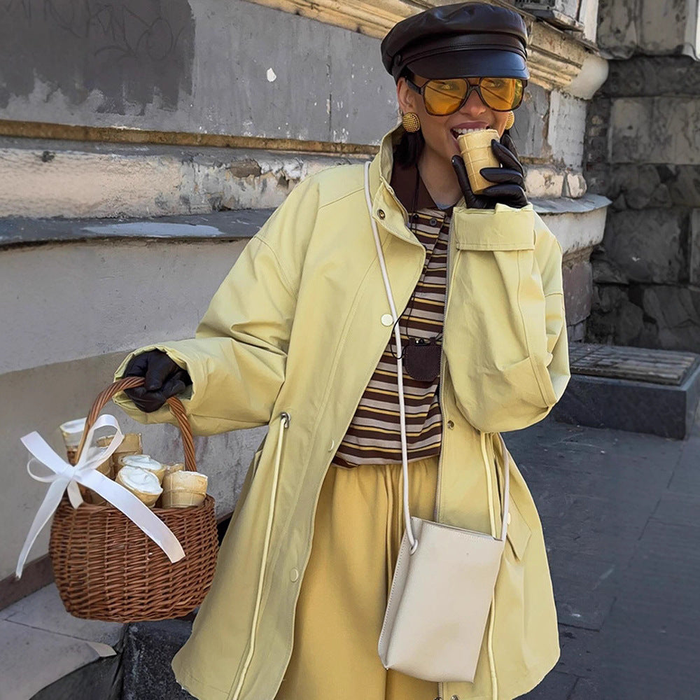 Damen Oversize Regenjacke mit Tunnelzug-Taillierung, hohem Stehkragen & Pattentaschen Nord Taschen
