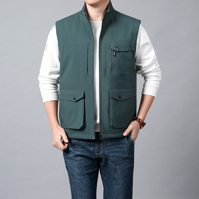 Herren Funktionsweste im urbanen Utility‑Stil mit Organizer‑Taschen und Stehkragen Nord Taschen