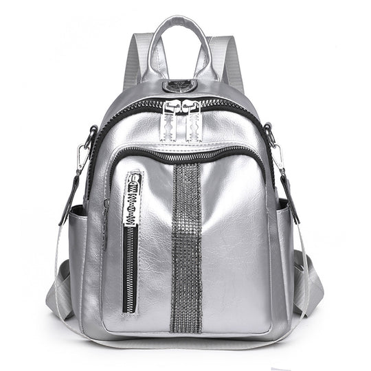 Damen Mini-Rucksack mit stylischen Reißverschlusstaschen und dekorativem Anhänger Nord Taschen