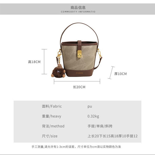 Damen Handtasche im urbanen Stil mit abnehmbarem Schlüsselanhänger Nord Taschen