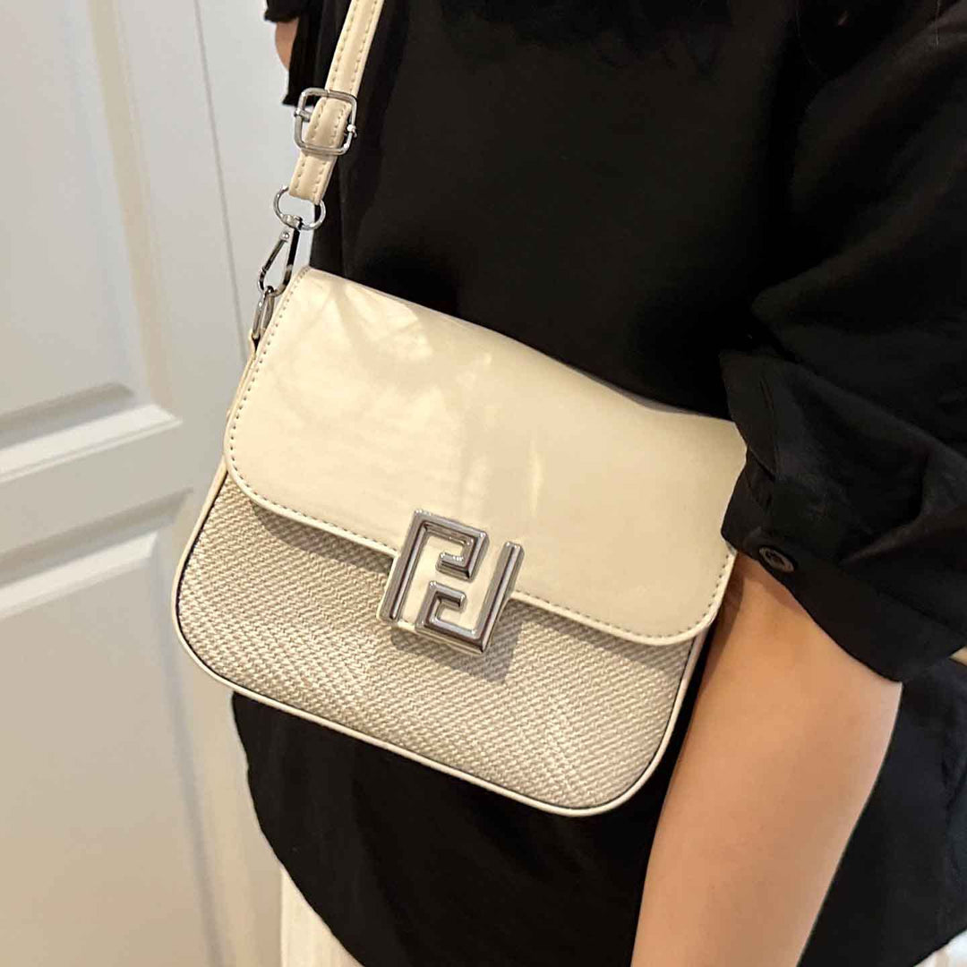 Damen Umhängetasche mit strukturiertem Design und abnehmbarem Schultergurt Nord Taschen
