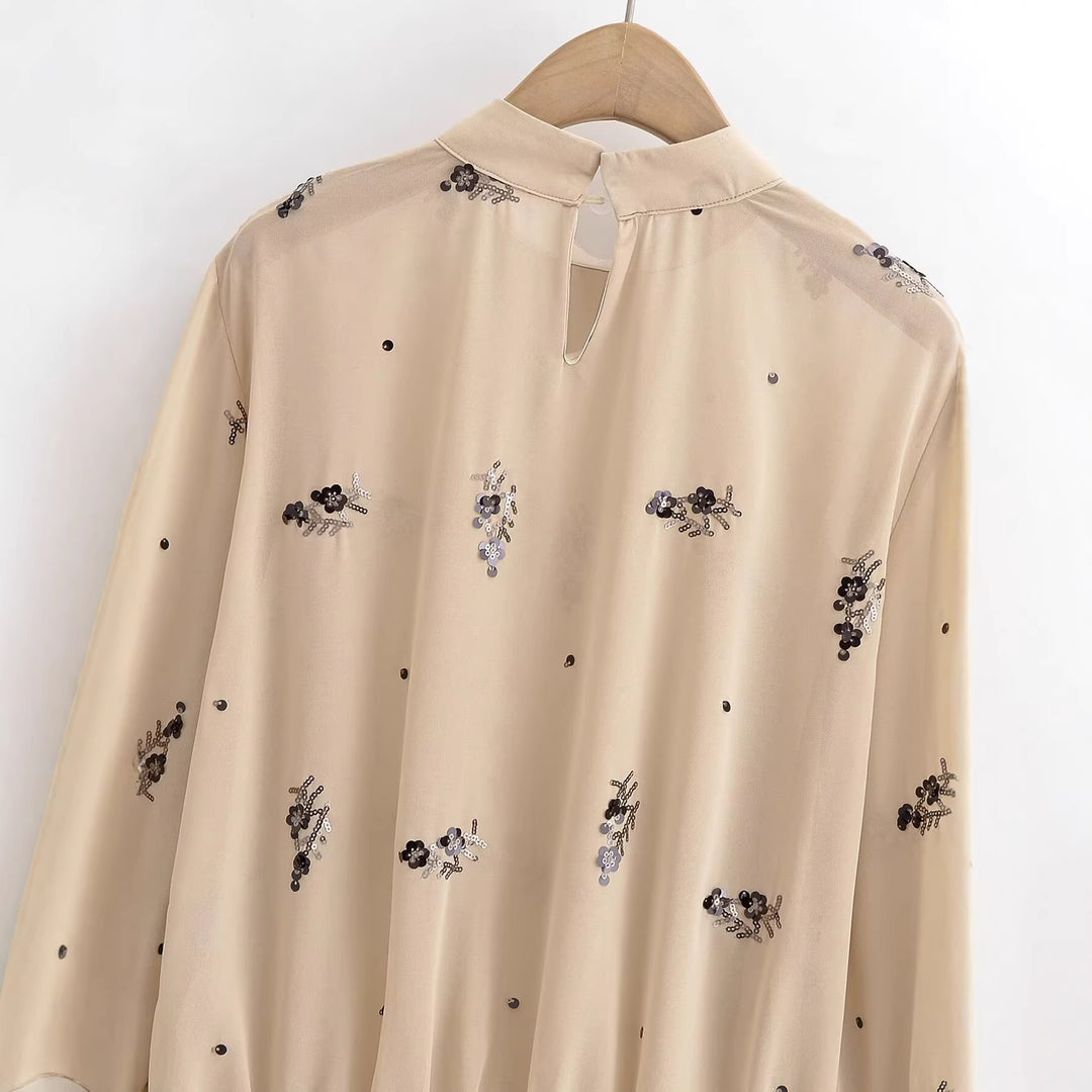 Damen Chiffonbluse mit floraler Pailletten-Stickerei, Stehkragen und geraffter Taillenpasse Nord Taschen