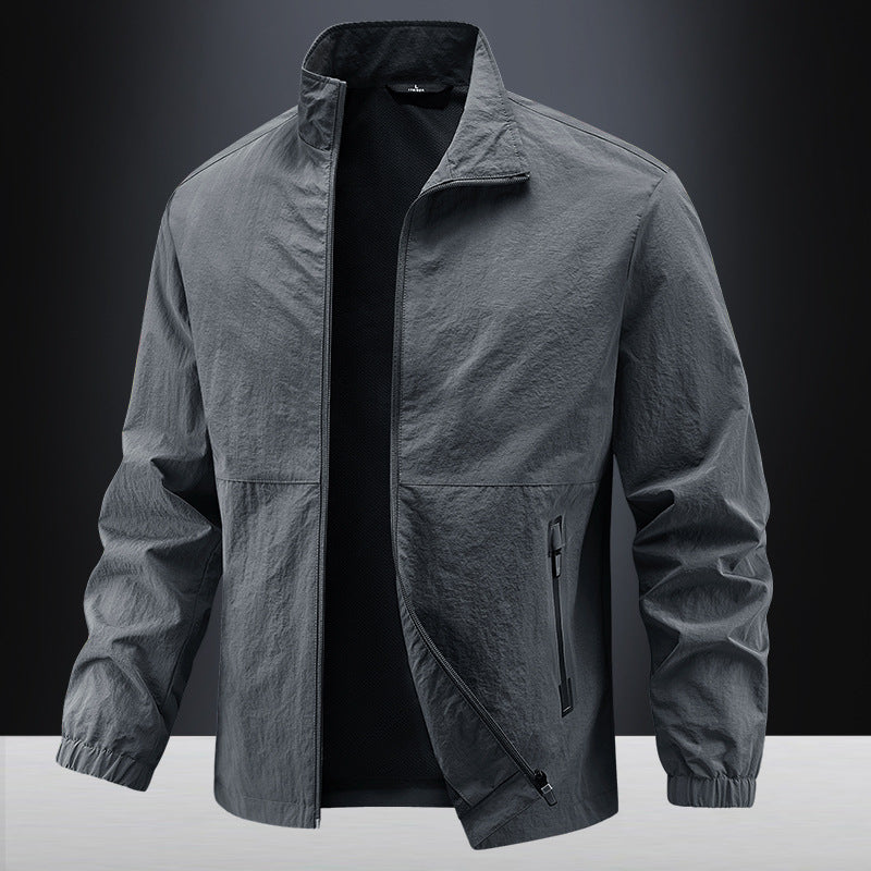 Herren Leichte technische Übergangsjacke mit Stehkragen atmungsaktivem Mesh-Futter und wasserabweisenden Reißverschlusstaschen Nord Taschen