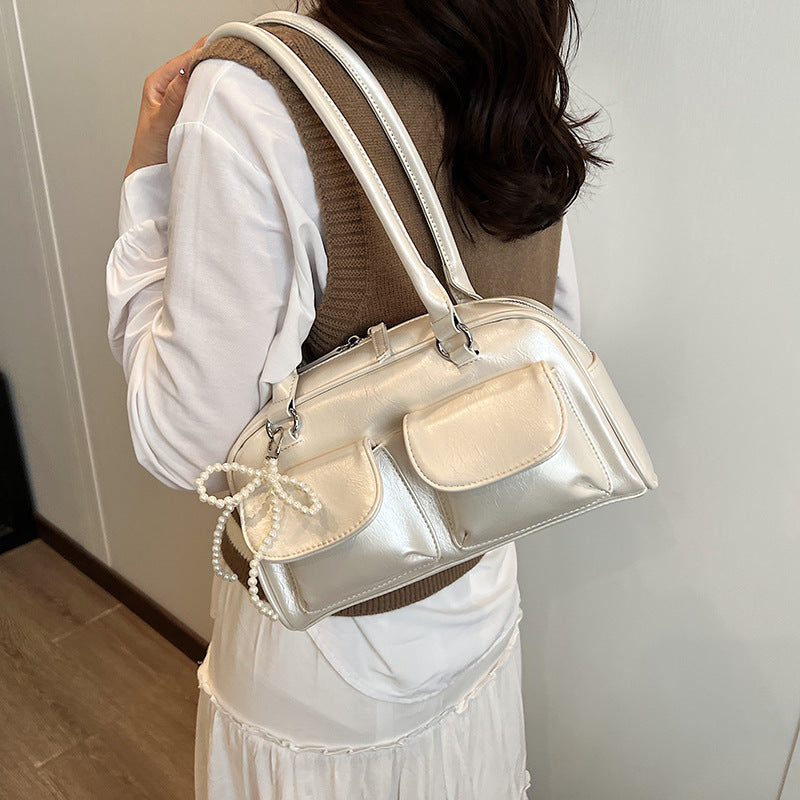Damen Handtasche mit eleganten Perlendetails Nord Taschen
