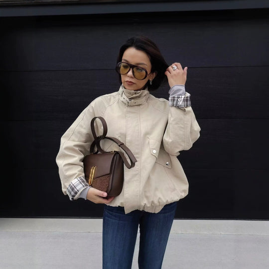 Damen Kurze Boxy-Fieldjacke mit hohem Funnelkragen und karierten Ärmelumschlägen Nord Taschen