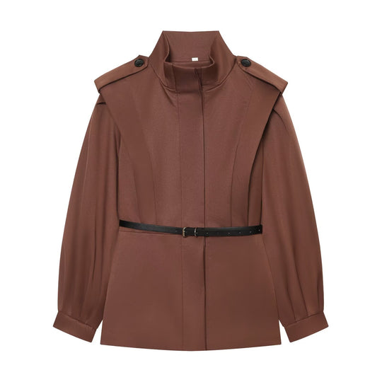 Damen Kurzer Cape‑Trenchcoat mit Stehkragen, Schulterpatten und Taillengürtel Nord Taschen