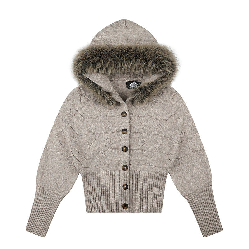 Damen Kapuzen‑Strickjacke mit Zopfmuster, Kunstfellbesatz und tailliertem Rippenbund Nord Taschen