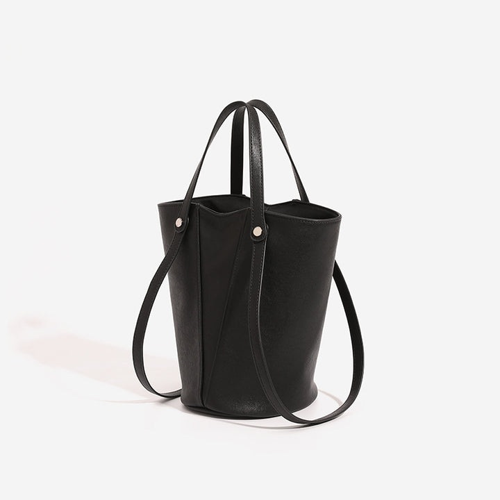Damen Beuteltasche aus hochwertigem Kunstleder mit modischem Design Nord Taschen