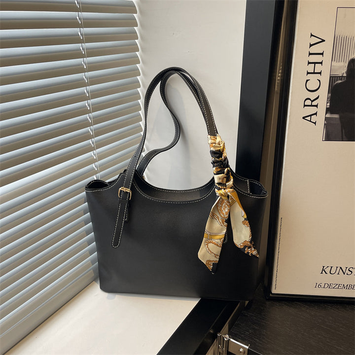 Damen elegante Tragetasche mit modischem Schal-Akzent Nord Taschen