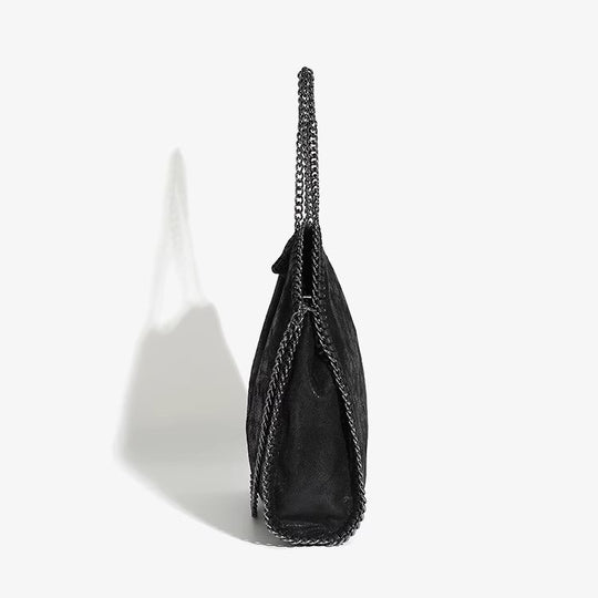 Damen Hobo-Tasche aus hochwertigem Kunstleder mit edlen Kettenakzenten Avellé