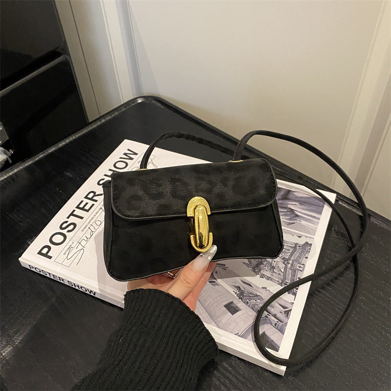 Damen elegante Umhängetasche mit goldenem Verschluss Nord Taschen
