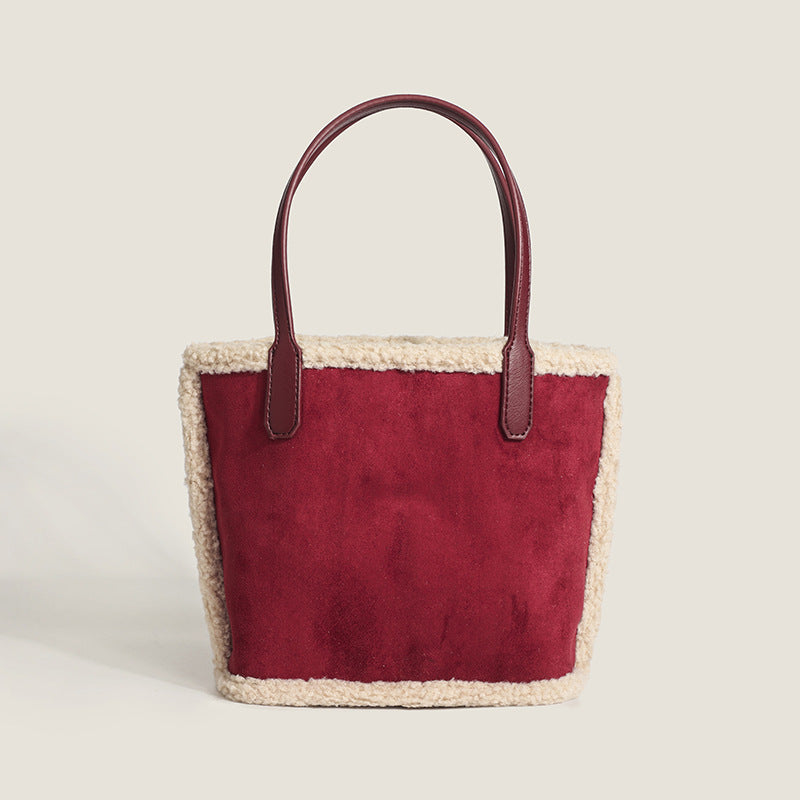 Damen Einkaufstasche aus hochwertigem Wildleder mit schickem Lammfellrand Nord Taschen