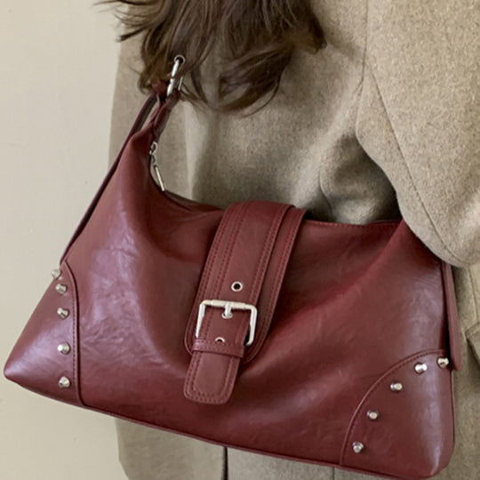 Damen Schultertasche mit schickem Schnallenverschluss und Nietenakzenten Nord Taschen