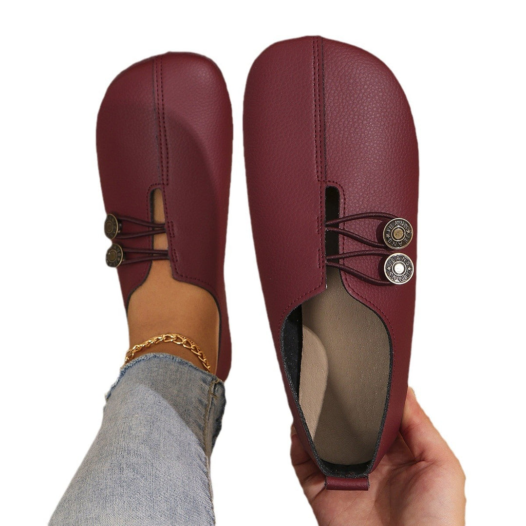 Damen  flache Slipper-Pantoletten aus Wildlederoptik mit elastischer Schnürung und dekorativem Zierknopf Nord Taschen