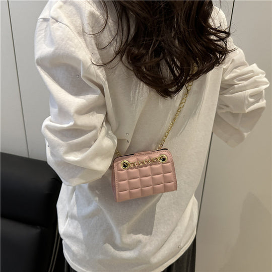 Damen modische Mini-Handtasche mit exquisiten Kettenakzenten Nord Taschen