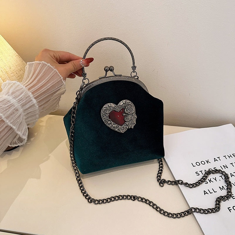 Damen elegante Umhängetasche mit Herz-Ausschnitt Nord Taschen