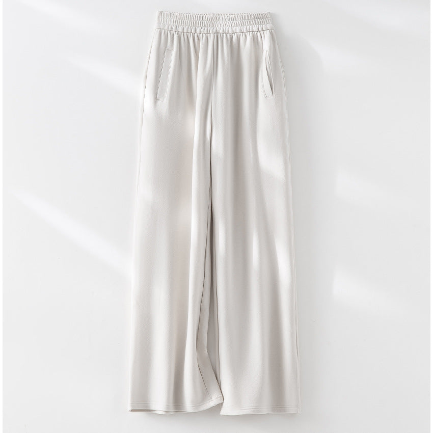 Damen Cropped Kapuzenjacke mit Reißverschluss und konturierten Eingrifftaschen Nord Taschen