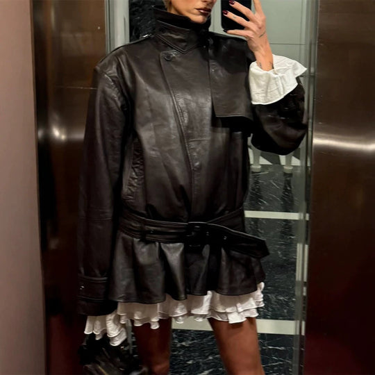Damen Oversize-Lederjacke mit taillierendem Bindegürtel und Volant-Saum Nord Taschen