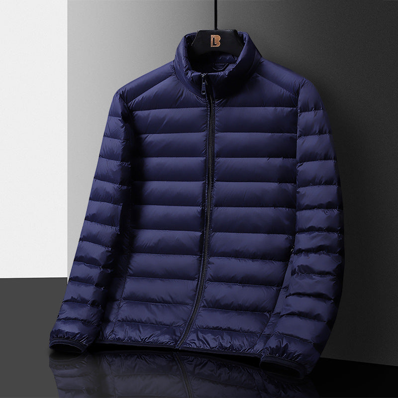 Herren Ultraleichte gesteppte Daunenimitat‑Steppjacke mit Stehkragen und Packfunktion Nord Taschen