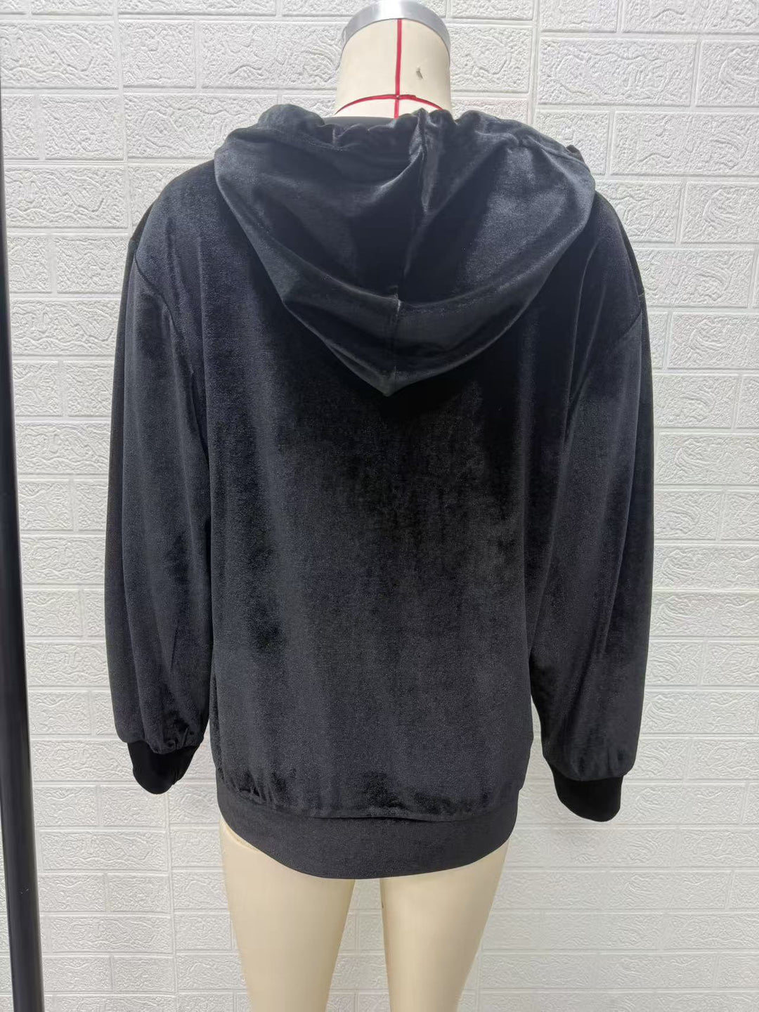 Damen Oversize Samt-Kapuzenjacke mit elastischem Saum und weiten Ärmeln Nord Taschen