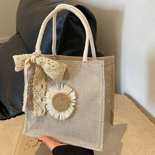 Damen Tragetasche mit floralem Dekor und handgefertigten Details Nord Taschen