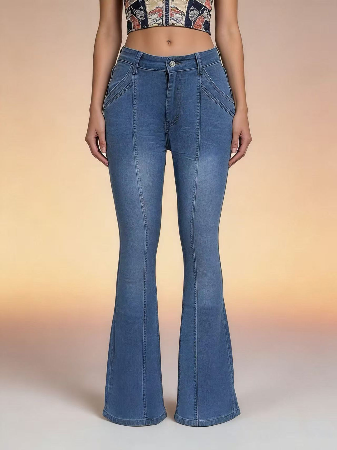 Damen hochgeschnittene taillierte Flared-Jeans mit mittiger Nahtführung und figurformender Hüftpartie Nord Taschen
