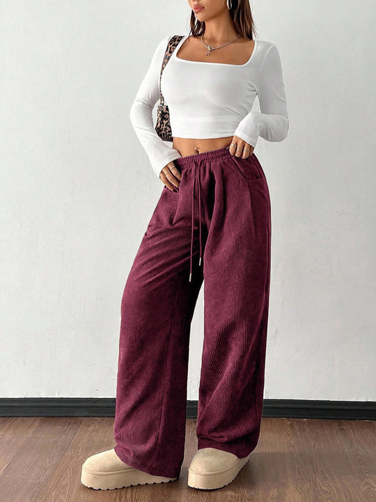 Damen Cordhose mit weitem Bein, elastischem Bund und Kordelzug Nord Taschen