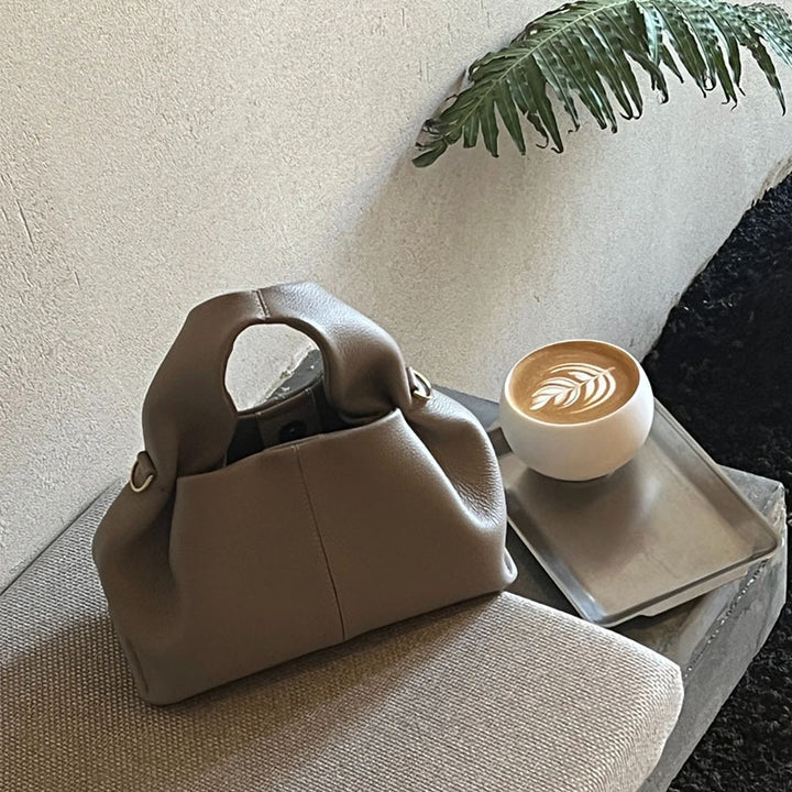 Damen Hobo-Tasche mit elegantem Design und praktischen Fächern Nord Taschen