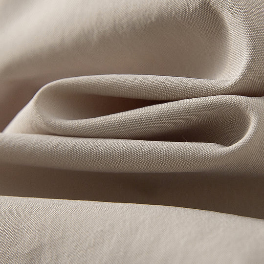 Damen Lässige Langarmbluse mit verdeckter Knopfleiste, Stehkragen und Lagen-Saum Nord Taschen