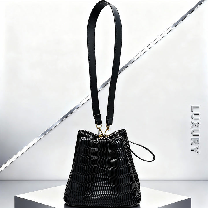 Damen Hobo-Tasche mit strukturierter Oberfläche und abnehmbarem Tragegriff Nord Taschen