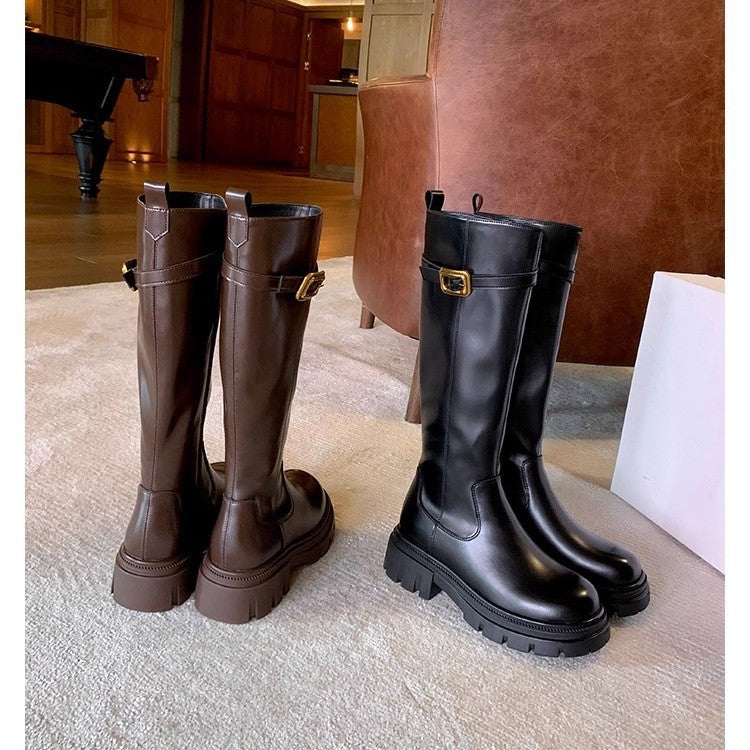 Damen Kniestiefel mit profilierter Lug‑Sohle und dekorativem Schnallenriemen Nord Taschen