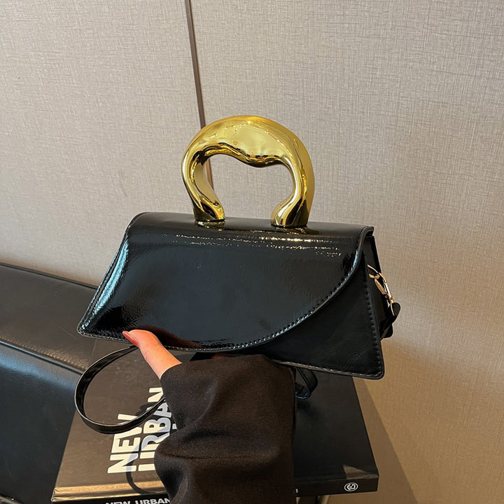 Damen Handtasche mit elegantem Goldgriff Nord Taschen