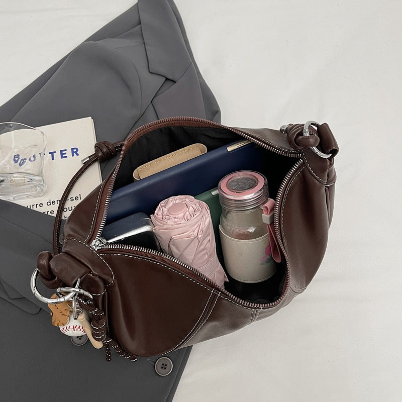 Damen elegante Hobo-Tasche mit einzigartigen Details Nord Taschen