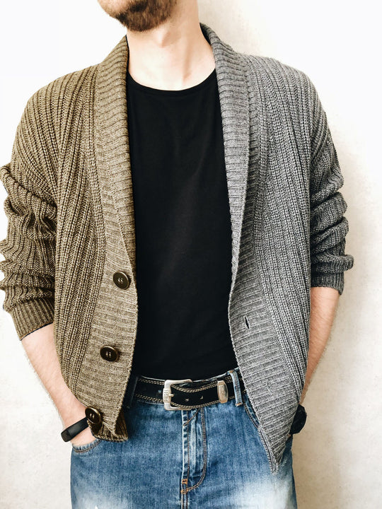 Herren Grobstrick-Cardigan mit Schalkragen, Rippstruktur und markanten Knöpfen Nord Taschen