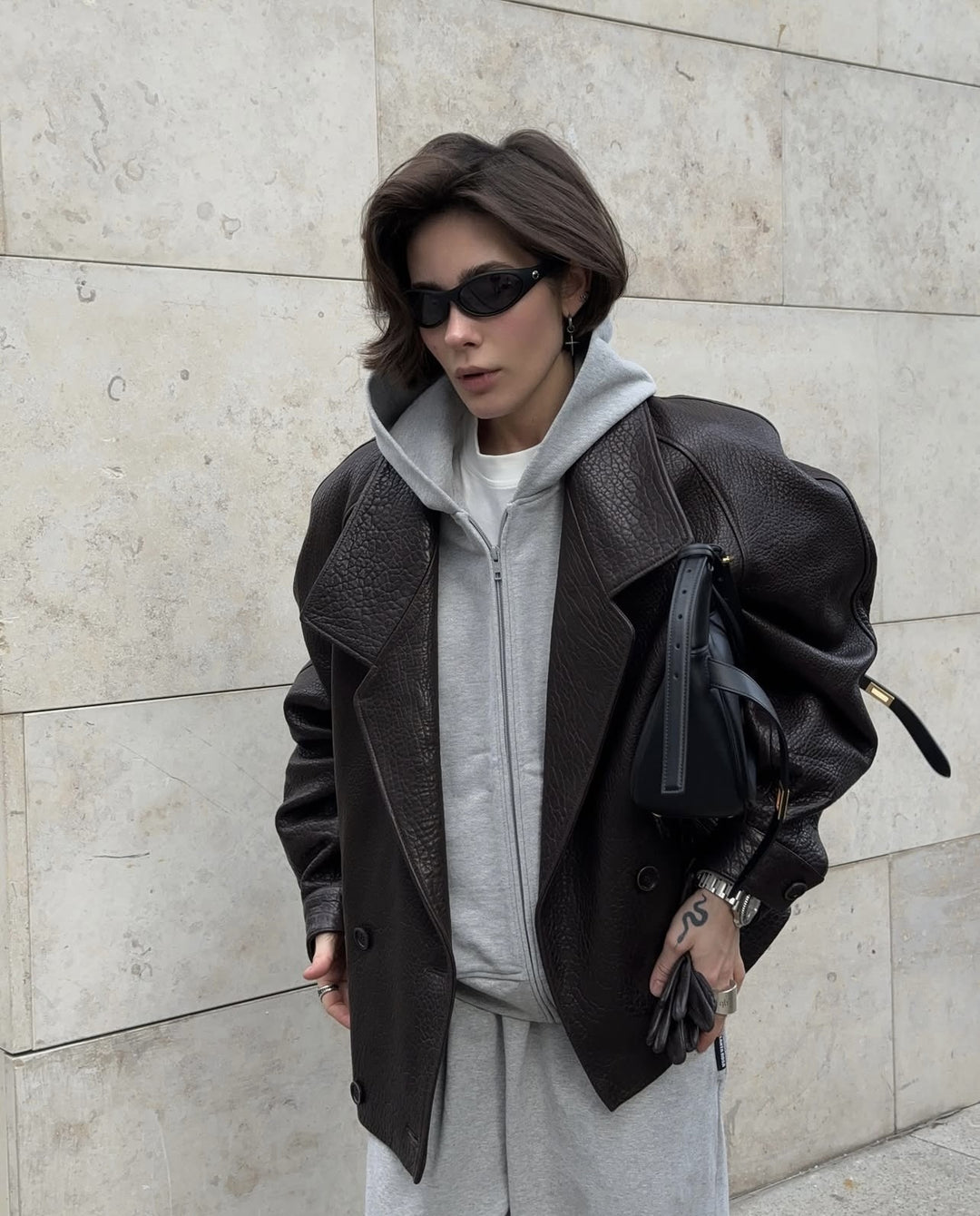Damen Oversize Lederoptik-Mantel mit strukturierter Oberfläche und weitem Revers Nord Taschen