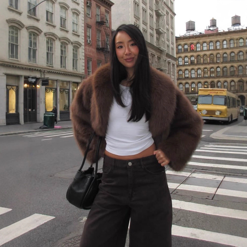 Damen Kurzmantel aus veganem Hochflor-Fauxfur mit Oversize-Schalkragen Nord Taschen