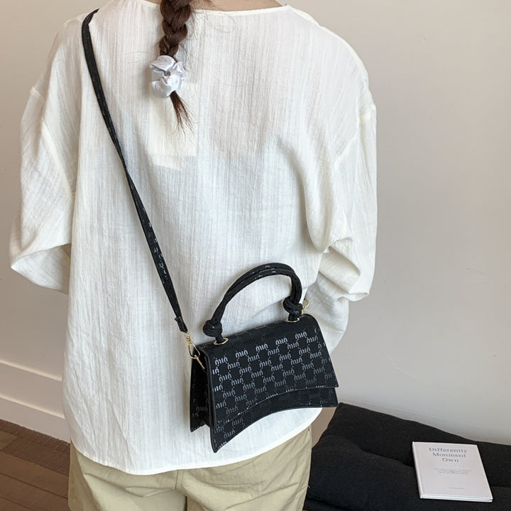 Damen Mini-Handtasche mit raffiniertem Logo-Design Nord Taschen