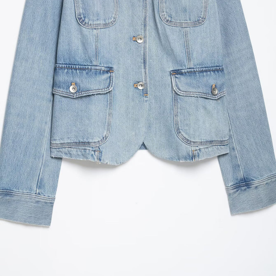 Damen Jeansfieldjacke mit Stehkragen, Schulterpatten und vier aufgesetzten Pattentaschen Nord Taschen