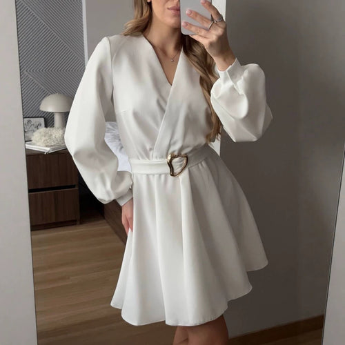 Damen Wickelkleid mit tailliertem Herzgürtel und voluminösem Swing-Rock Nord Taschen